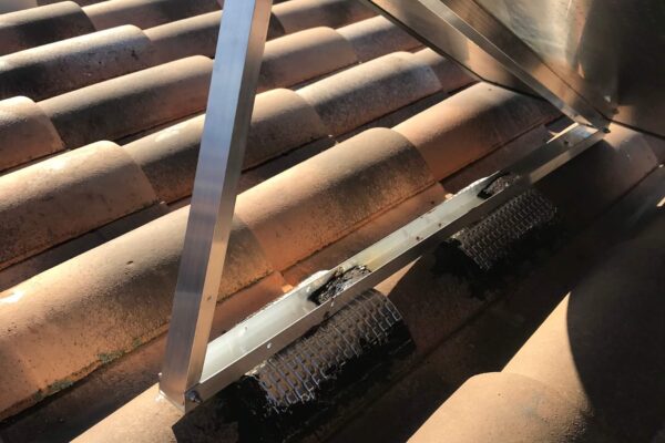 CAPT'AIR CAPTAIRSOLAIRE-SV30-TOIT-TUILES-ARRIERE-SOLARVENTI-RIJFM